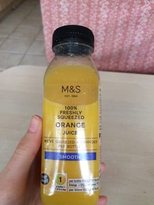 100% Freshly Squeezed Orange Juice