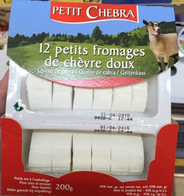 12 petits fromages de chèvre doux