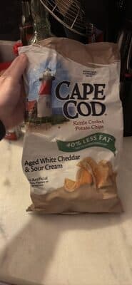 Aged White Cheddar & Sour Cream Kettle Cooked Potato Chips