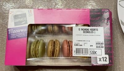 12 Macarons assortie decongeles
