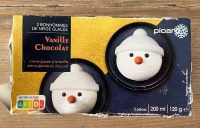 2 bonhommes de neige glacés