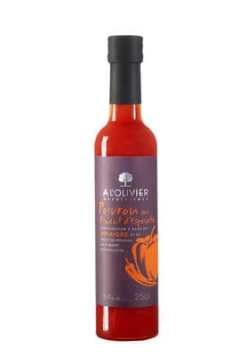 Préparation à base de vinaigre et de pulpe de poivron au piment d'Espelette