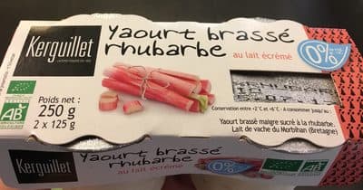 Yaourt brassé à la rhubarbe