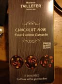 8 Bouchées de Chocolat Noir Fourré Crème d'Amande
