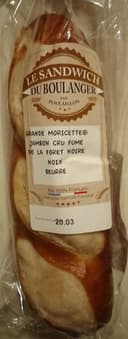 GRANDE MORICETTE AU JAMBON CRU FUME DE LA FORET NOIRE, NOIX ET BEURRE