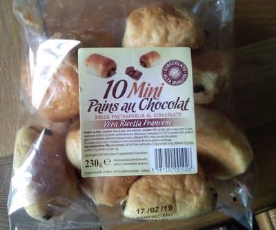 10 mini pains au chocolat