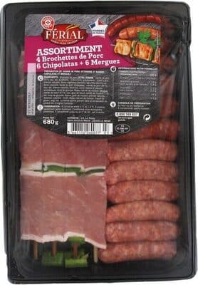 Assortiment : 4 brochettes de porc + 6 mini chipolatas + 6 mini merguez