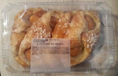 4 croissants aux abricots