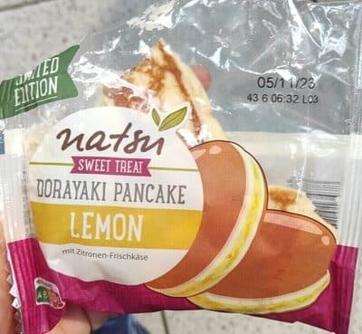dorayaki pancakes