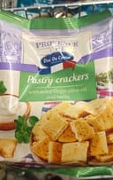 Pastry crackers