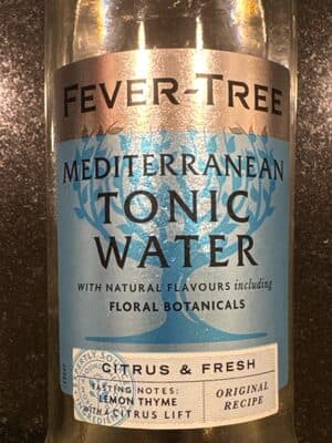 Méditerranean tonic water eau gazeuse au citron bouteille