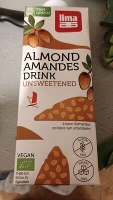 Almond amandes drink