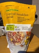 Tropical breakfast muesli