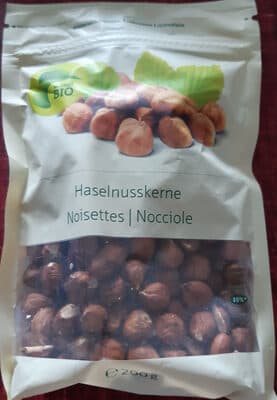 Noisettes entières
