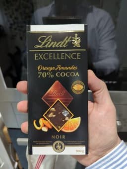 Excellence Tablette chocolat de noir orange amandes 70% cacao