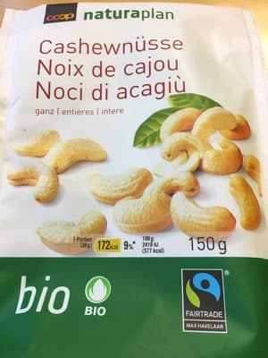 Noix de cajou entières