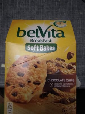 Soft cakes chocolate chips