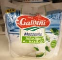 Mozzarella au lait pasteurisé infusée au basilic