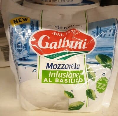 Mozzarella au lait pasteurisé infusée au basilic