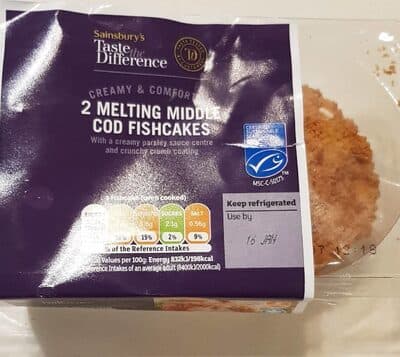 2 melting middle cod fiahcakes
