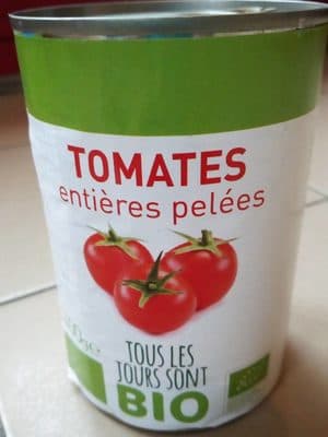 Tomates entières pelées