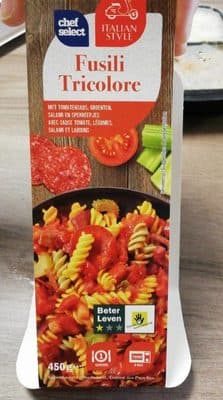 Fusili tricolore avec sauce tomate