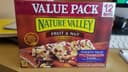 C'est trail mix granola bars