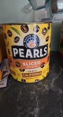 Sliced california ripe olives