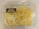 Dried pineapple pieces
