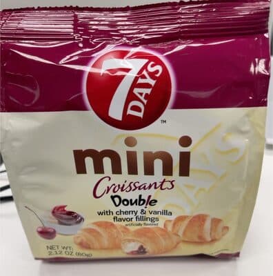 Mini Croissants Double with cherry & vanilla flavor fillings