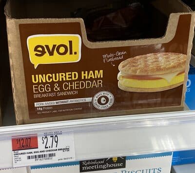 Uncured ham, egg & cheddar
