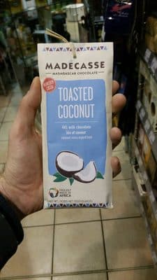 Toasted coconut 44% milk chocolate