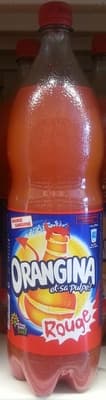 Boisson gazeuse à la pulpe de fruit rouge