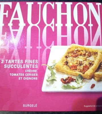 Deux tartes fines succulentes. Chèvre tomate et oignons