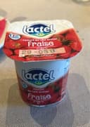 Yaourt au lait entier fraise