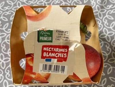 Nectarine blanche