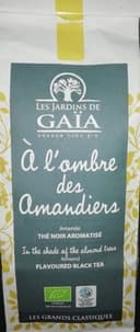 À l'ombre des amandiers