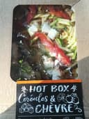 Hot box céréales et chèvre