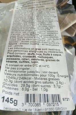 Sandwich club houmous et légumes