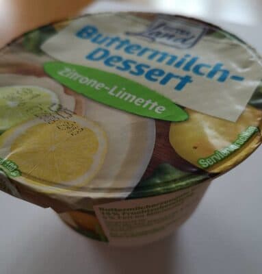 Buttermilch-Dessert Zitrone-Limette