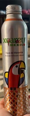 Agua de manantial -natural artesian water