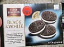 "black & White" Kekse In Der 176g Packung Von Feiny Biscuits