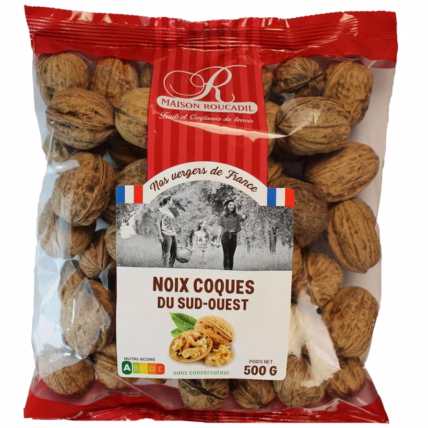 Noix avec coque